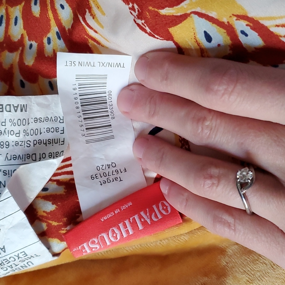 DONATED. Opalhouse peacock reversible comforter Twin XL
